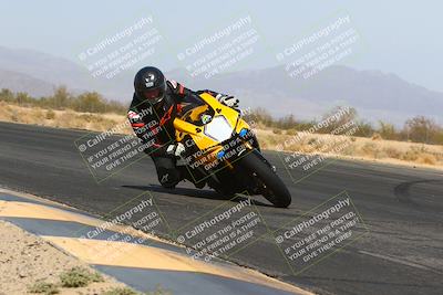 media/Apr-10-2022-SoCal Trackdays (Sun) [[f104b12566]]/Turn 7 Inside (1025am)/